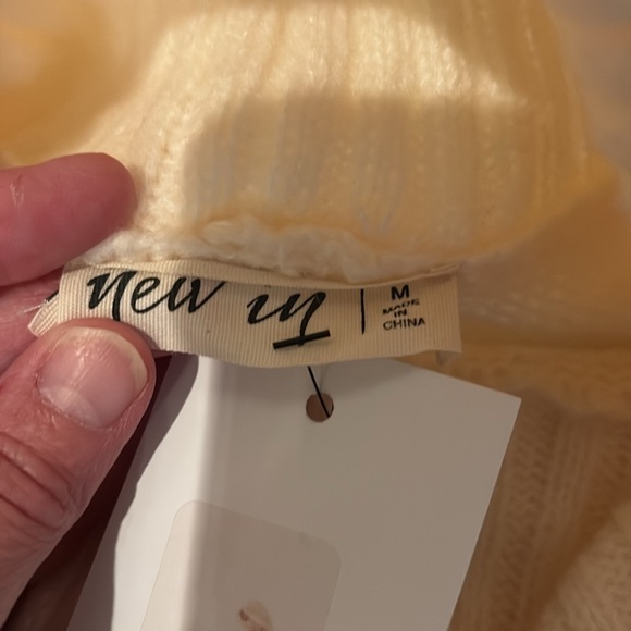 New in cream cozy turtleneck sweater drop shoulder long sleeve raw seam rib hem - Picture 10 of 16